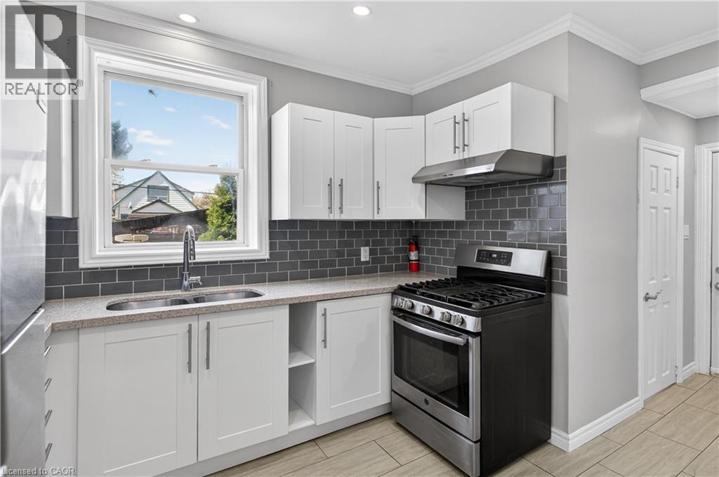 207 Rosslyn Avenue N, Hamilton, Ontario  L8L 7P8 - Photo 12 - 40809787