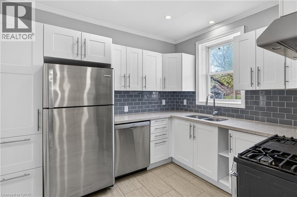 207 Rosslyn Avenue N, Hamilton, Ontario  L8L 7P8 - Photo 13 - 40809787