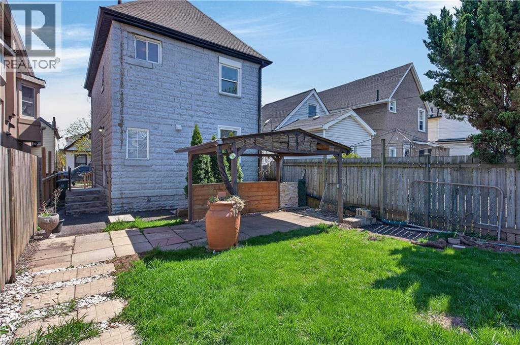 207 Rosslyn Avenue N, Hamilton, Ontario  L8L 7P8 - Photo 34 - 40809787