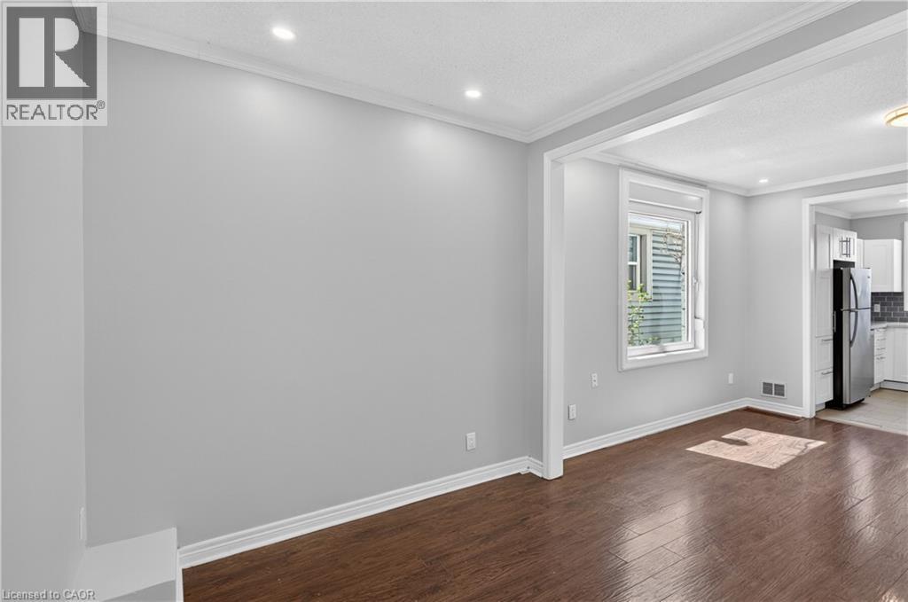 207 Rosslyn Avenue N, Hamilton, Ontario  L8L 7P8 - Photo 6 - 40809787