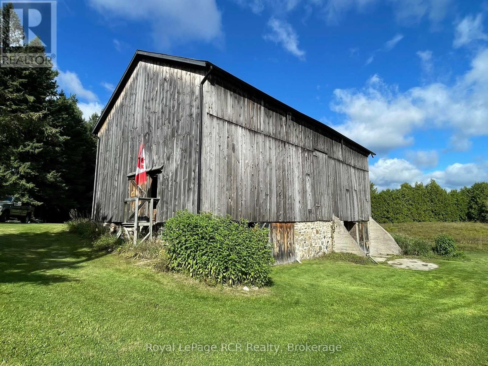 1922 Concession 4 Road, Adjala-Tosorontio, Ontario  L0G 1L0 - Photo 3 - N13044890