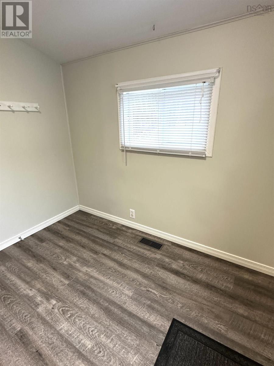 61 Hillside Road, Brooklyn, Nova Scotia  B0J 1H0 - Photo 15 - 202607158