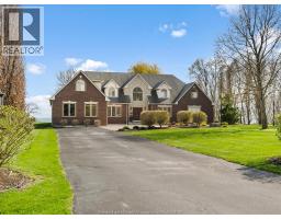 2055 HICKORY LANE, Kingsville, Ontario