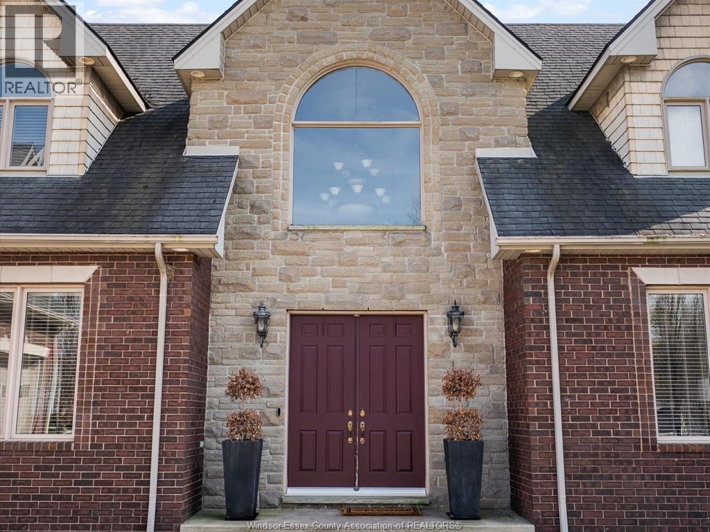 2055 Hickory Lane, Kingsville, Ontario  N9Y 2X9 - Photo 3 - 26008917