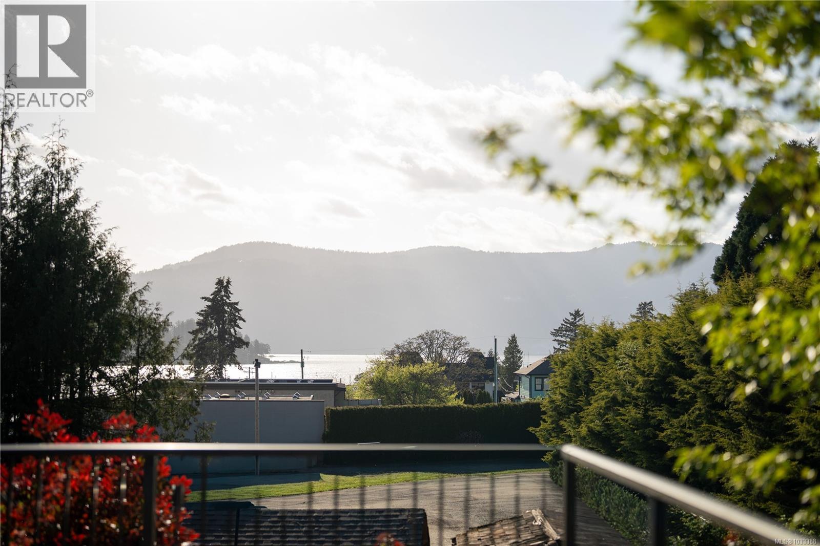 860 Verdier Ave, Central Saanich, British Columbia  V8M 1C5 - Photo 42 - 1033388