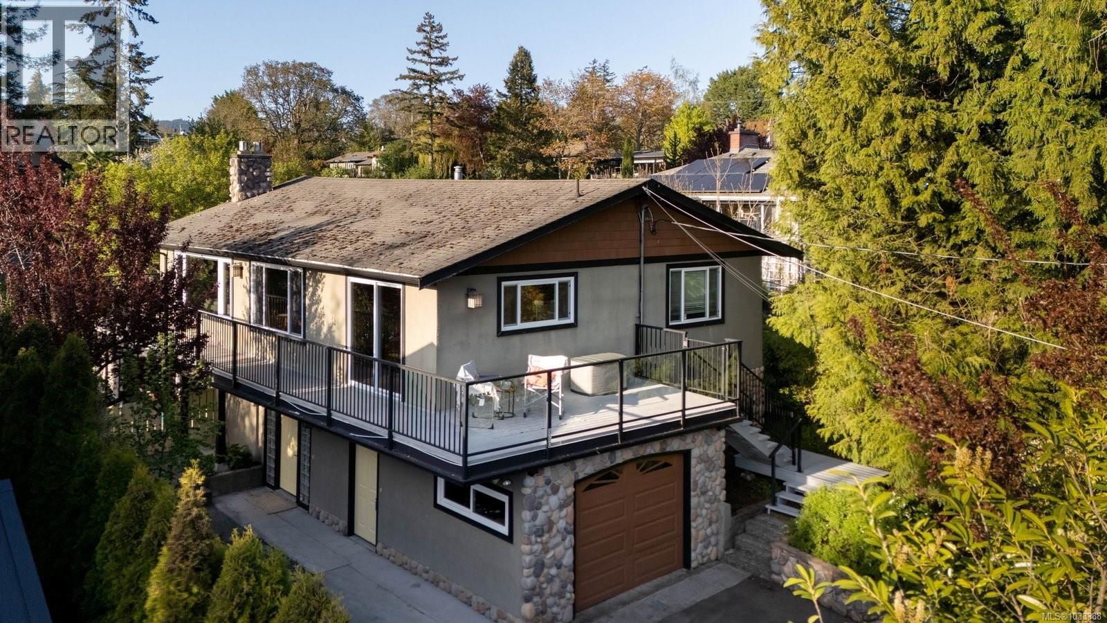 860 Verdier Ave, Central Saanich, British Columbia  V8M 1C5 - Photo 39 - 1033388