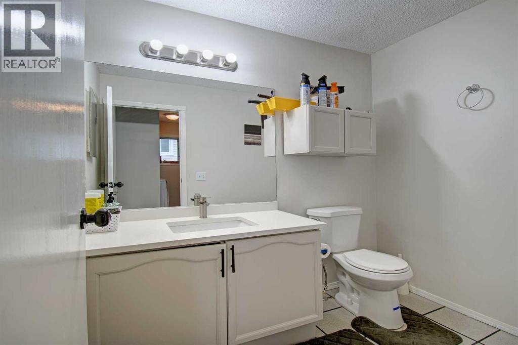 10316 Hidden Valley Drive Nw, Calgary, Alberta  T3A 4Z6 - Photo 21 - A2301053