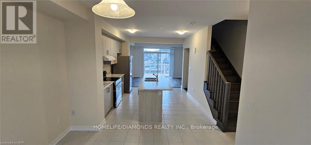 145 Melody Lane, Thorold, Ontario  L3B 0L2 - Photo 10 - X13044886