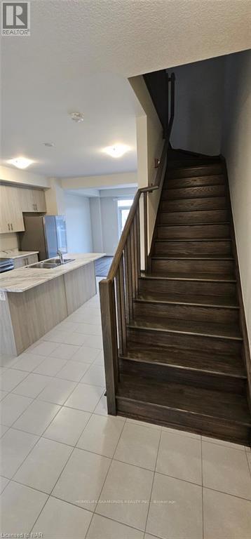 145 Melody Lane, Thorold, Ontario  L3B 0L2 - Photo 11 - X13044886