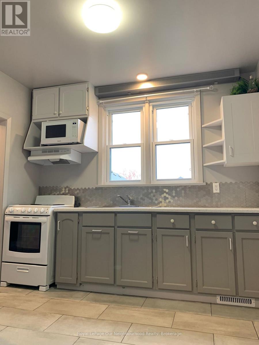 Unit 1 - 5749 Summer Street, Niagara Falls, Ontario  L2G 1M5 - Photo 7 - X13044952