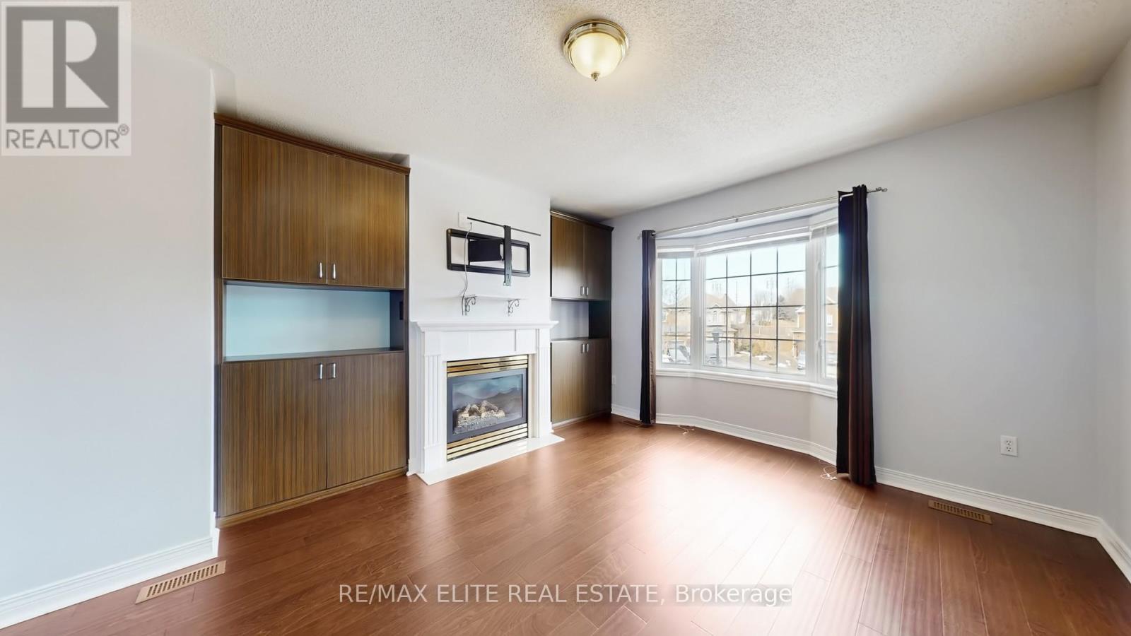 62 Macedonia Court, Newmarket, Ontario  L3X 2W8 - Photo 19 - N12883658