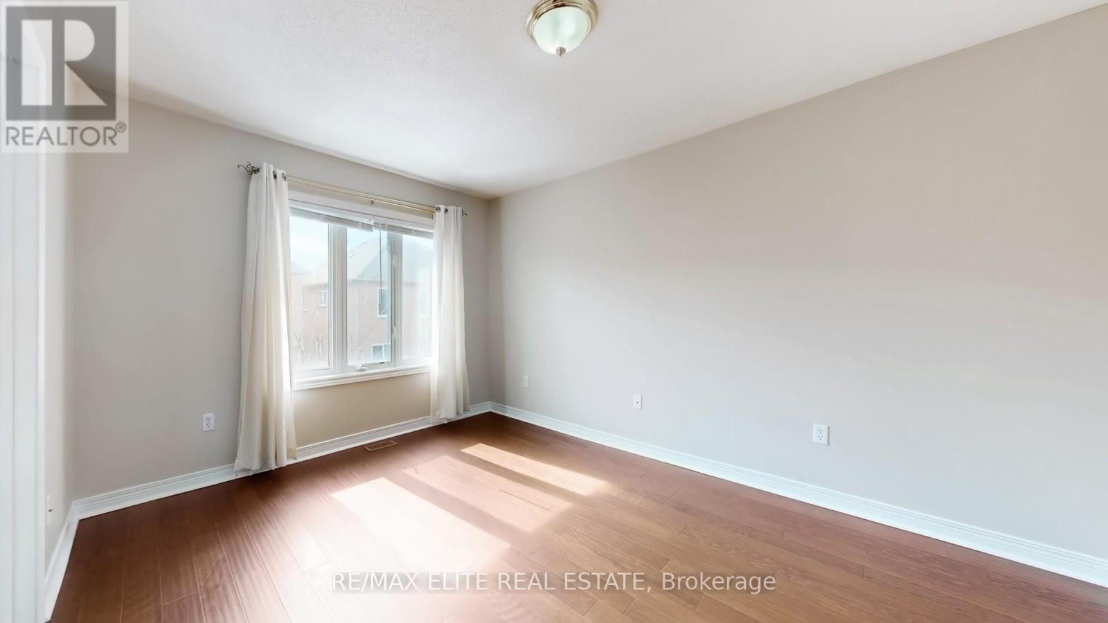 62 Macedonia Court, Newmarket, Ontario  L3X 2W8 - Photo 23 - N12883658