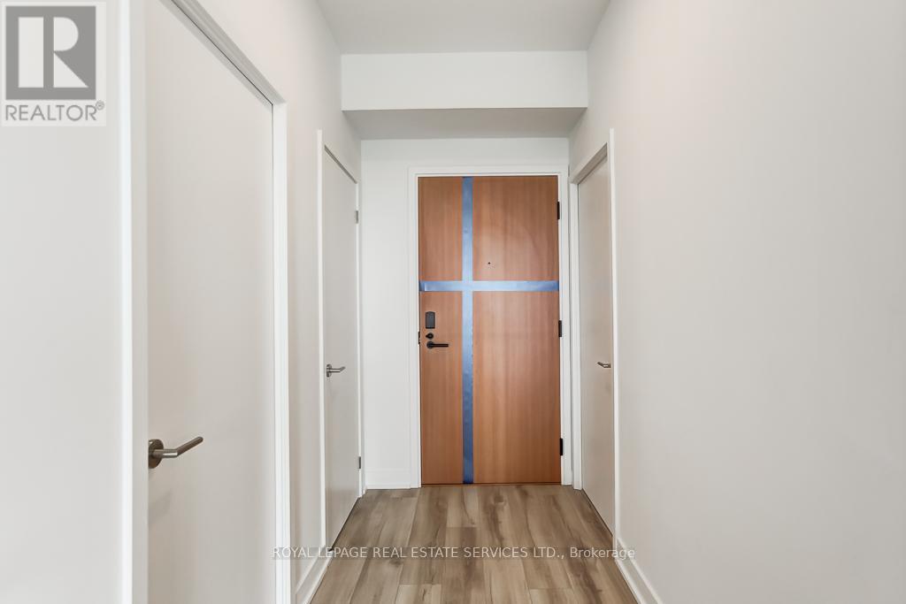 1005 - 1660 Bloor Street W, Toronto, Ontario  M6P 1A8 - Photo 4 - W12982598