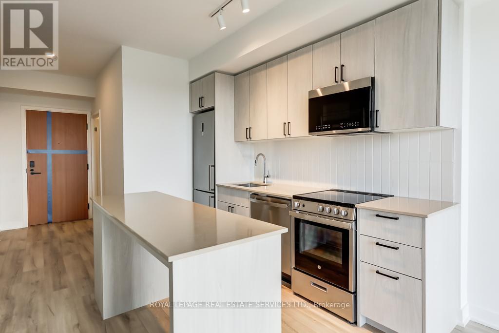 1005 - 1660 Bloor Street W, Toronto, Ontario  M6P 1A8 - Photo 10 - W12982598