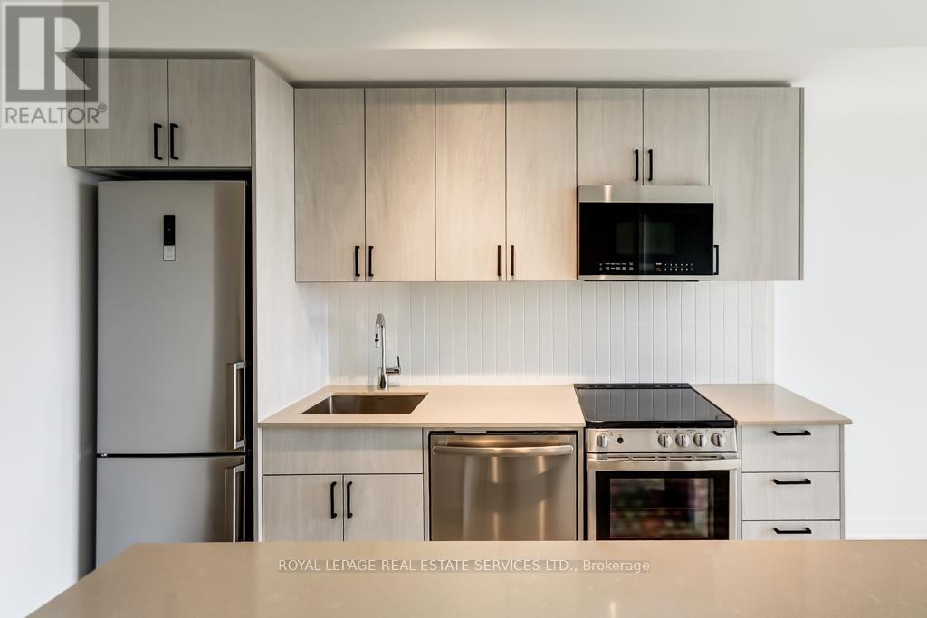 1005 - 1660 Bloor Street W, Toronto, Ontario  M6P 1A8 - Photo 9 - W12982598