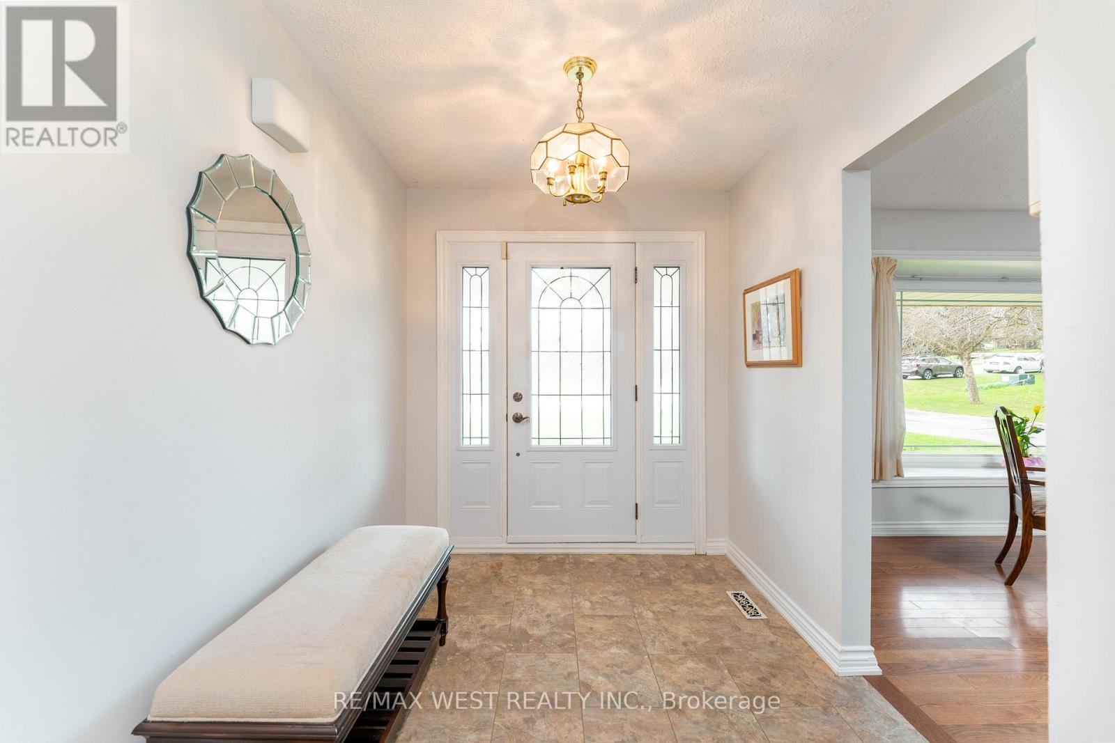 3 Field Crest Road, Caledon, Ontario  L7C 1H4 - Photo 4 - W13016178