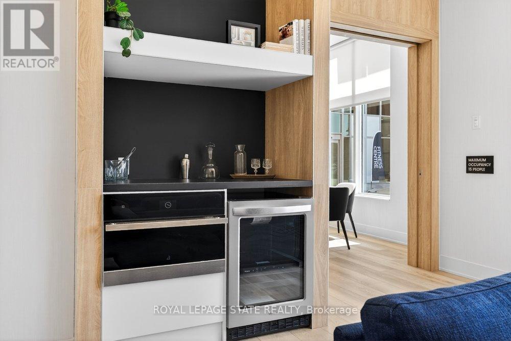 207 - 500 Plains Road E, Burlington, Ontario  L7T 2E1 - Photo 18 - W13042830