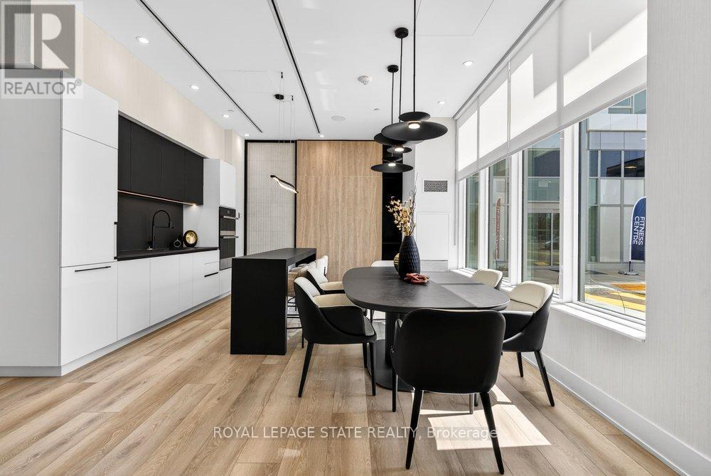 207 - 500 Plains Road E, Burlington, Ontario  L7T 2E1 - Photo 14 - W13042830