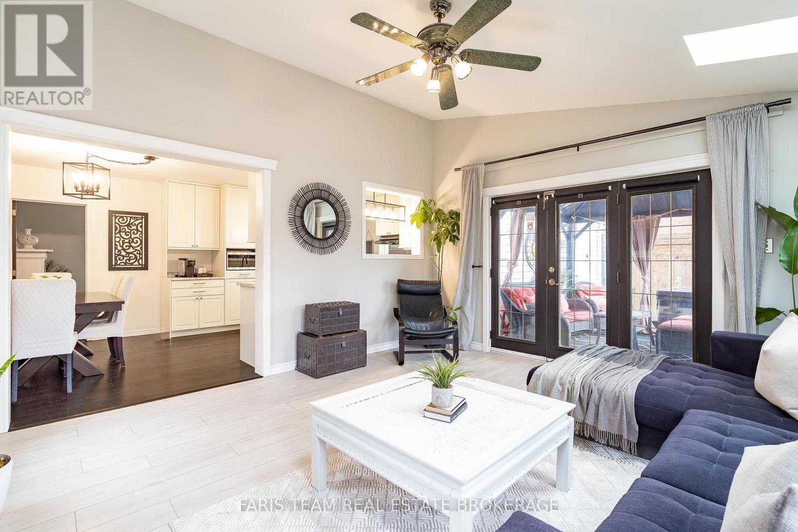 44 Regent Street, Kawartha Lakes, Ontario  K9V 3V2 - Photo 16 - X12949078