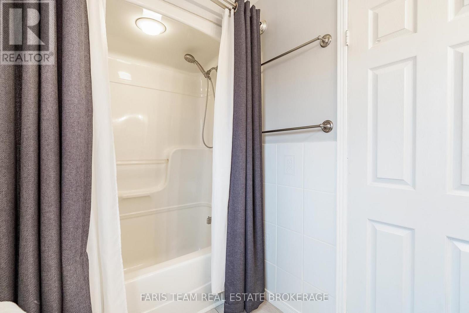 44 Regent Street, Kawartha Lakes, Ontario  K9V 3V2 - Photo 29 - X12949078