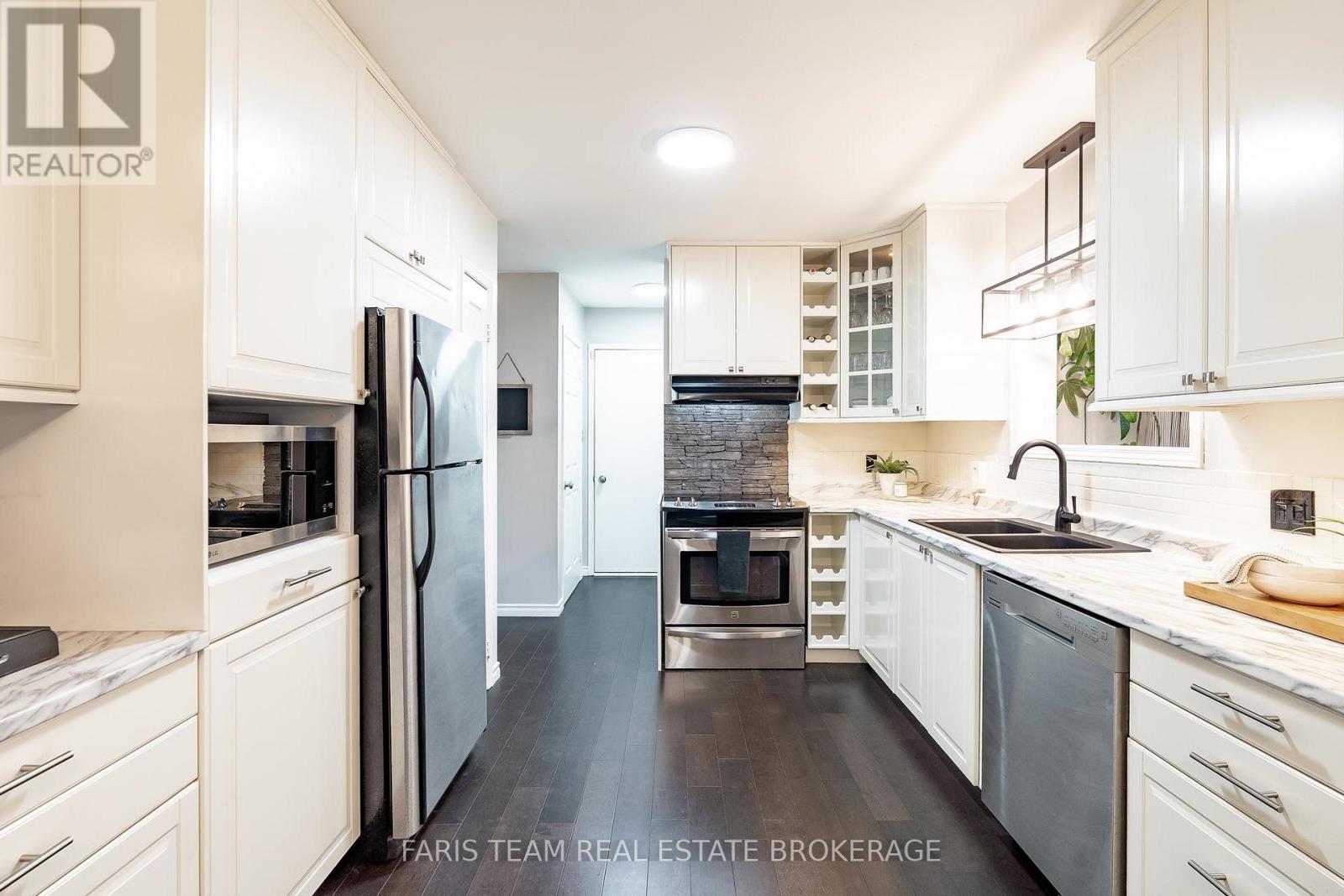 44 Regent Street, Kawartha Lakes, Ontario  K9V 3V2 - Photo 6 - X12949078