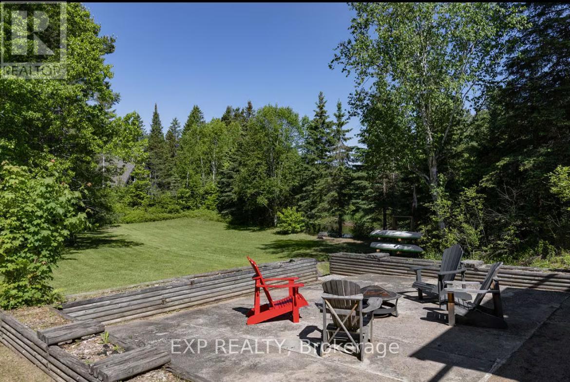 27 Groeger Road, Huntsville, Ontario  P1H 2J4 - Photo 7 - X12685234