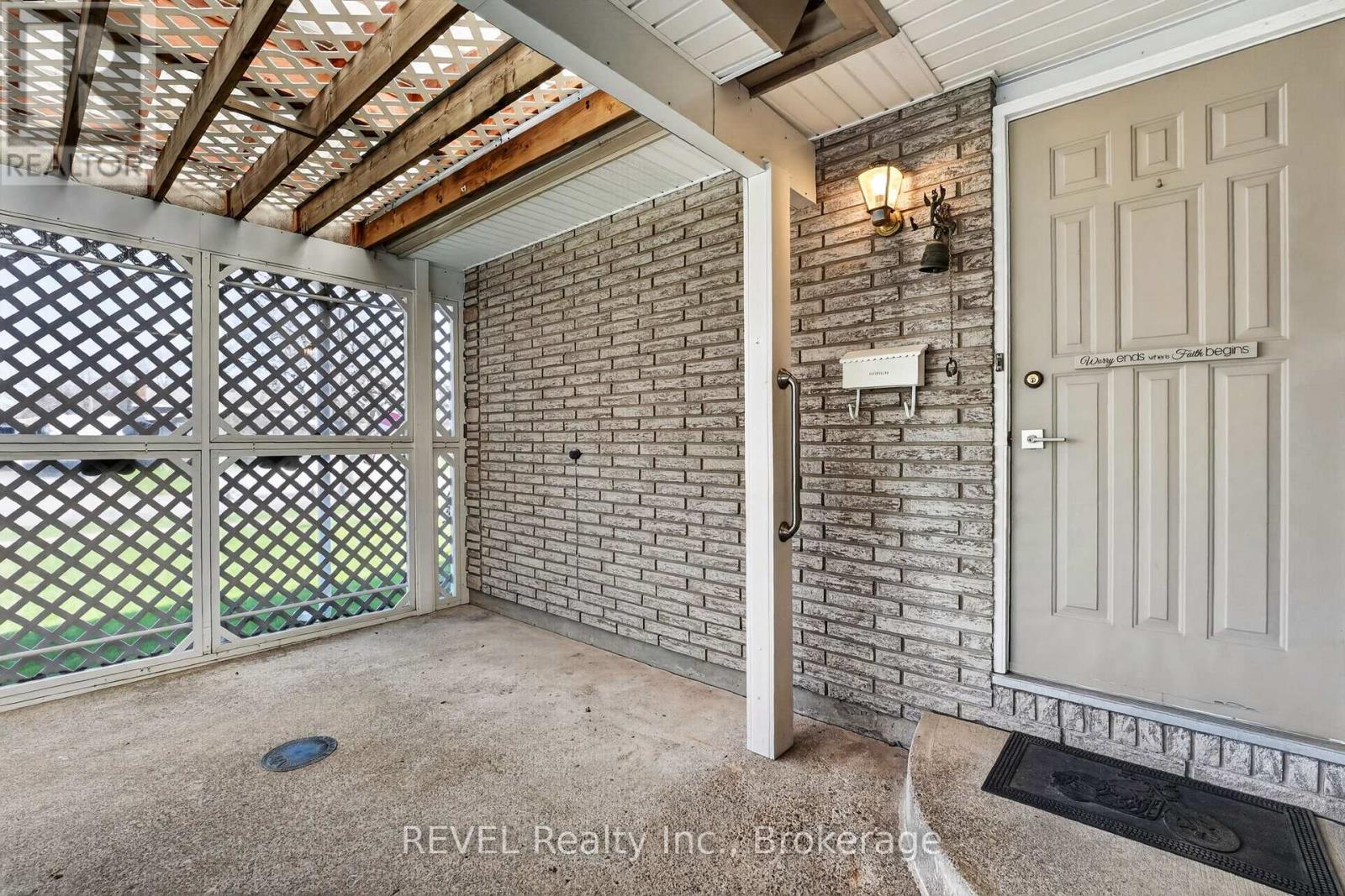 15 Woodgate Drive, Welland, Ontario  L3C 3H5 - Photo 6 - X13041824