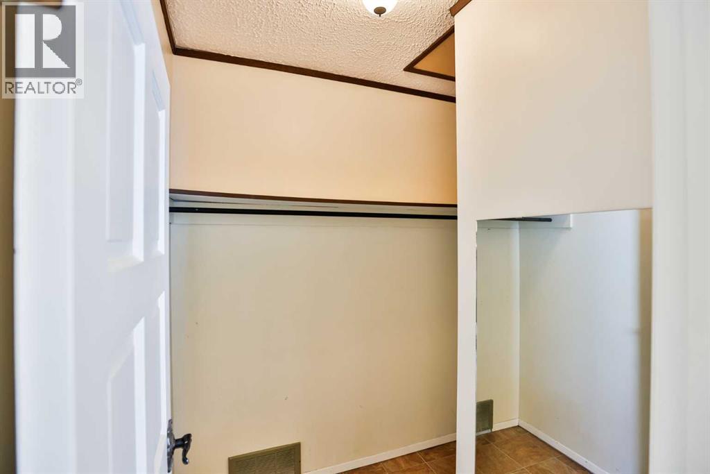 318 Mcmaster Boulevard W, Lethbridge, Alberta  T1K 4R5 - Photo 24 - A2302574