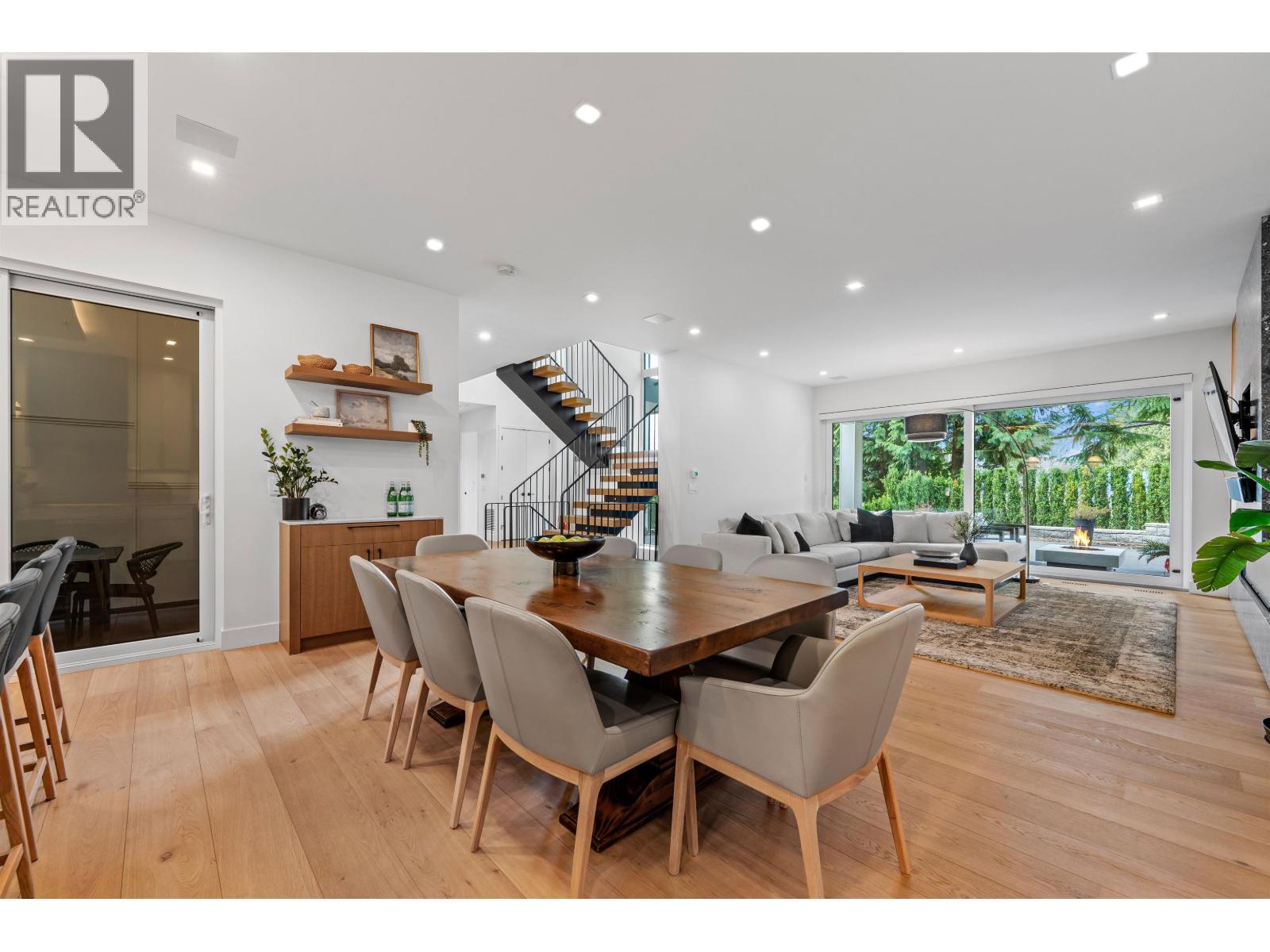 4528 Skyline Drive, North Vancouver, British Columbia  V7R 3H1 - Photo 10 - R3089495