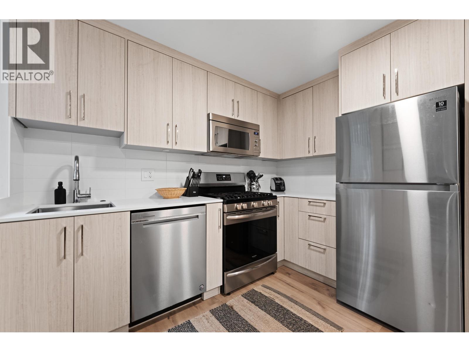 4528 Skyline Drive, North Vancouver, British Columbia  V7R 3H1 - Photo 35 - R3089495