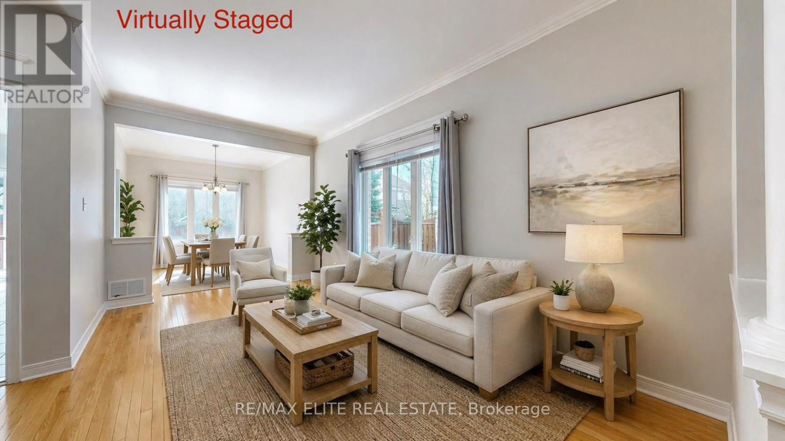 62 Macedonia Court, Newmarket, Ontario  L3X 2W8 - Photo 4 - N12883658