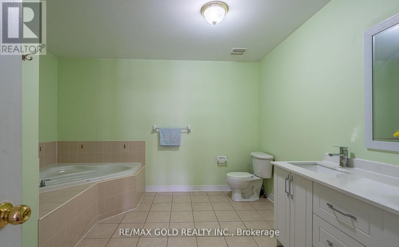 311 Father Tobin Road, Brampton, Ontario  L6R 0P4 - Photo 20 - W12999384