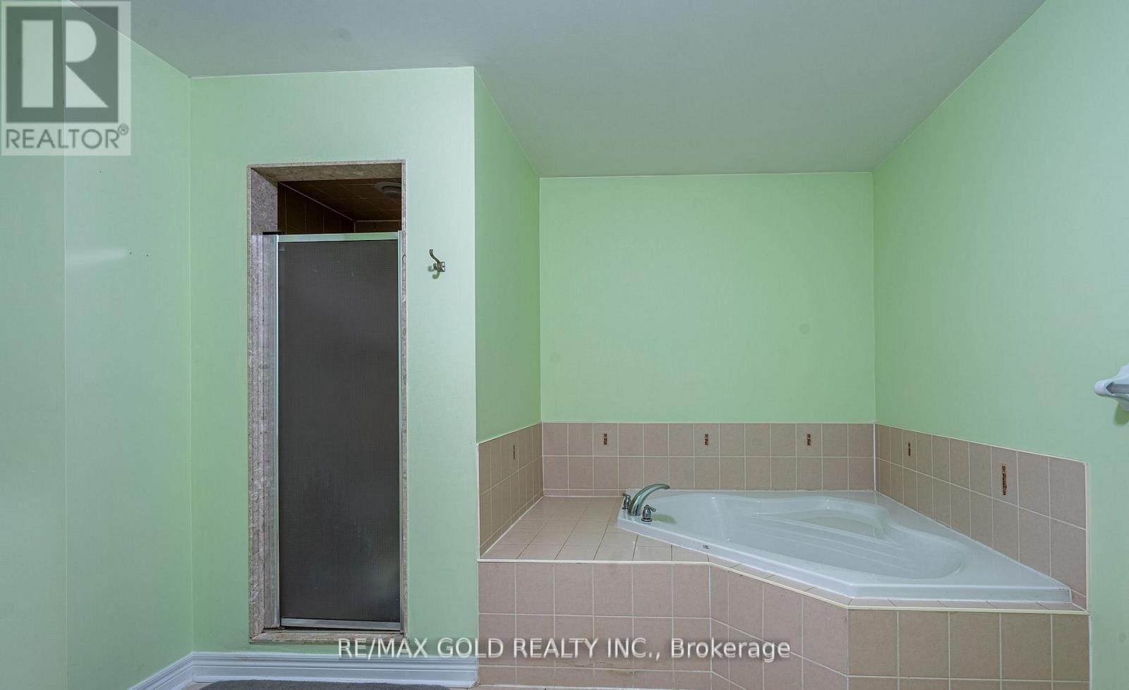 311 Father Tobin Road, Brampton, Ontario  L6R 0P4 - Photo 22 - W12999384