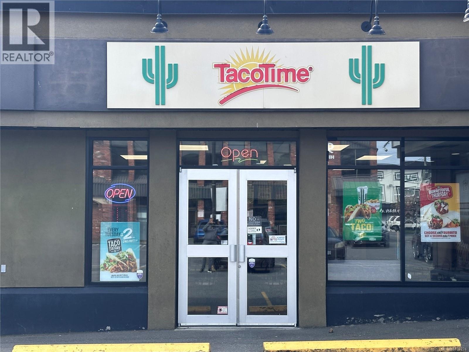 2 942 Hillside Ave, Victoria, British Columbia  V8T 2A1 - Photo 1 - 1033324