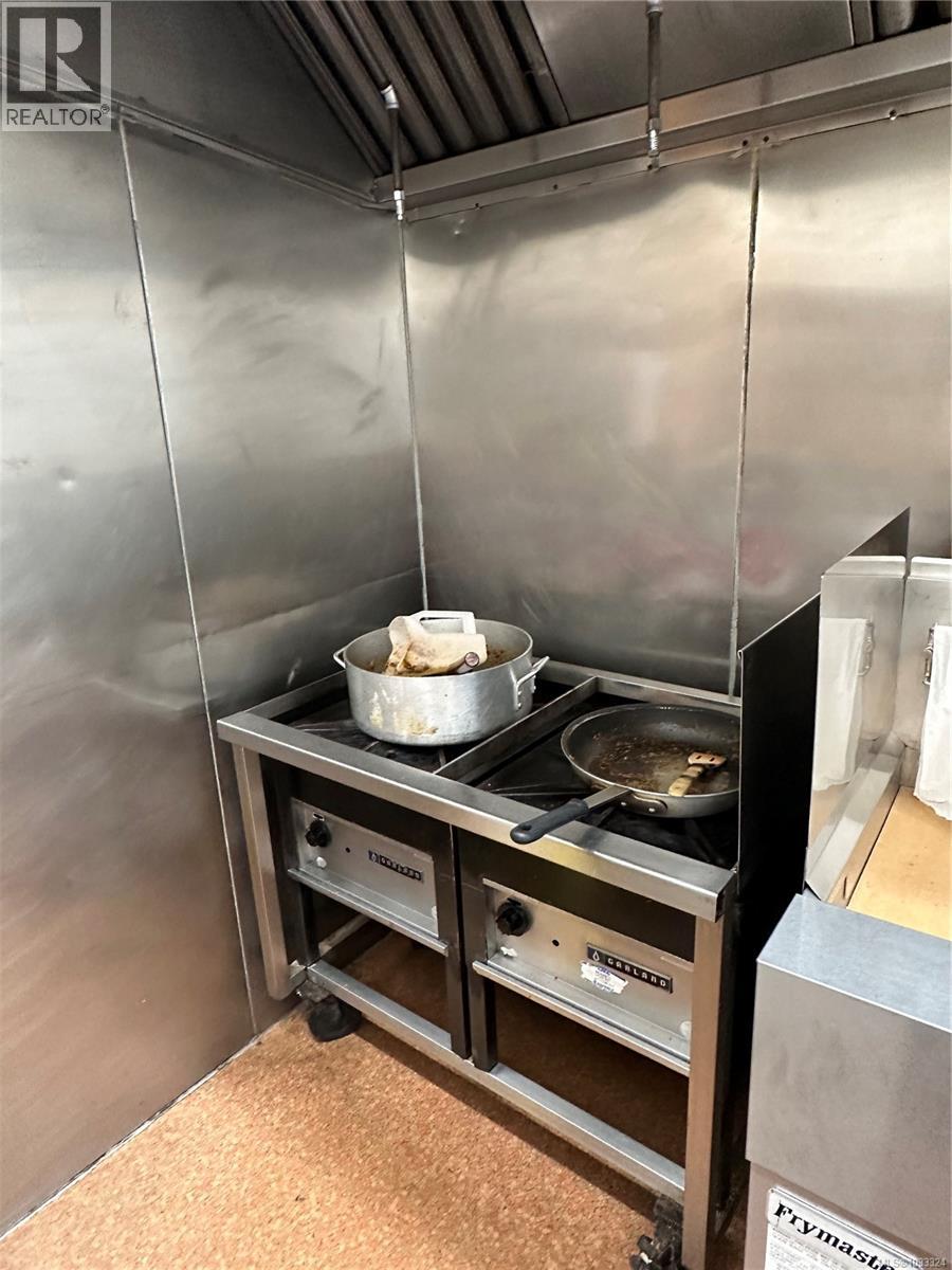 2 942 Hillside Ave, Victoria, British Columbia  V8T 2A1 - Photo 10 - 1033324