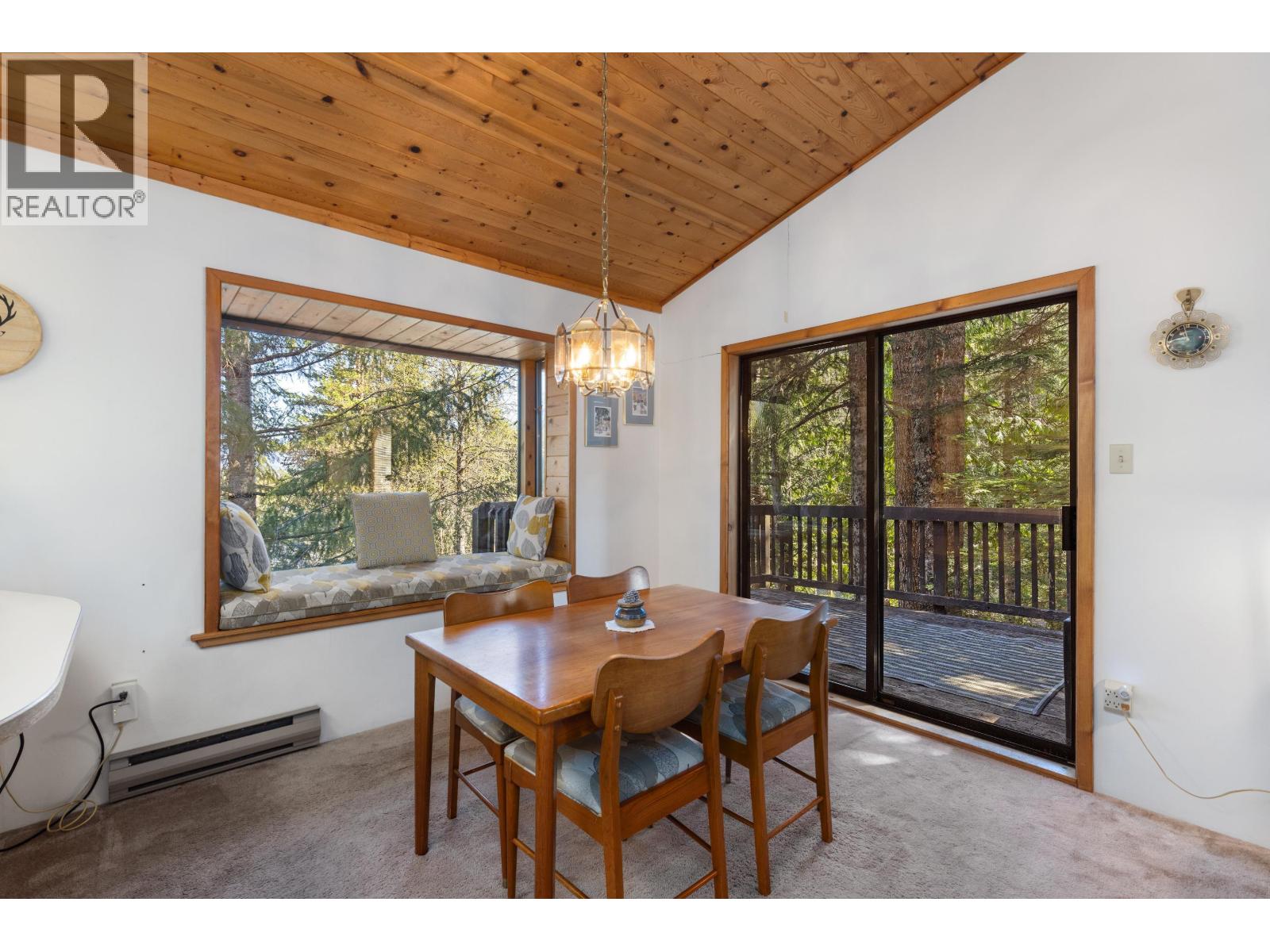 2732 Sproatt Drive, Whistler, British Columbia  V8E 0A8 - Photo 10 - R3115812