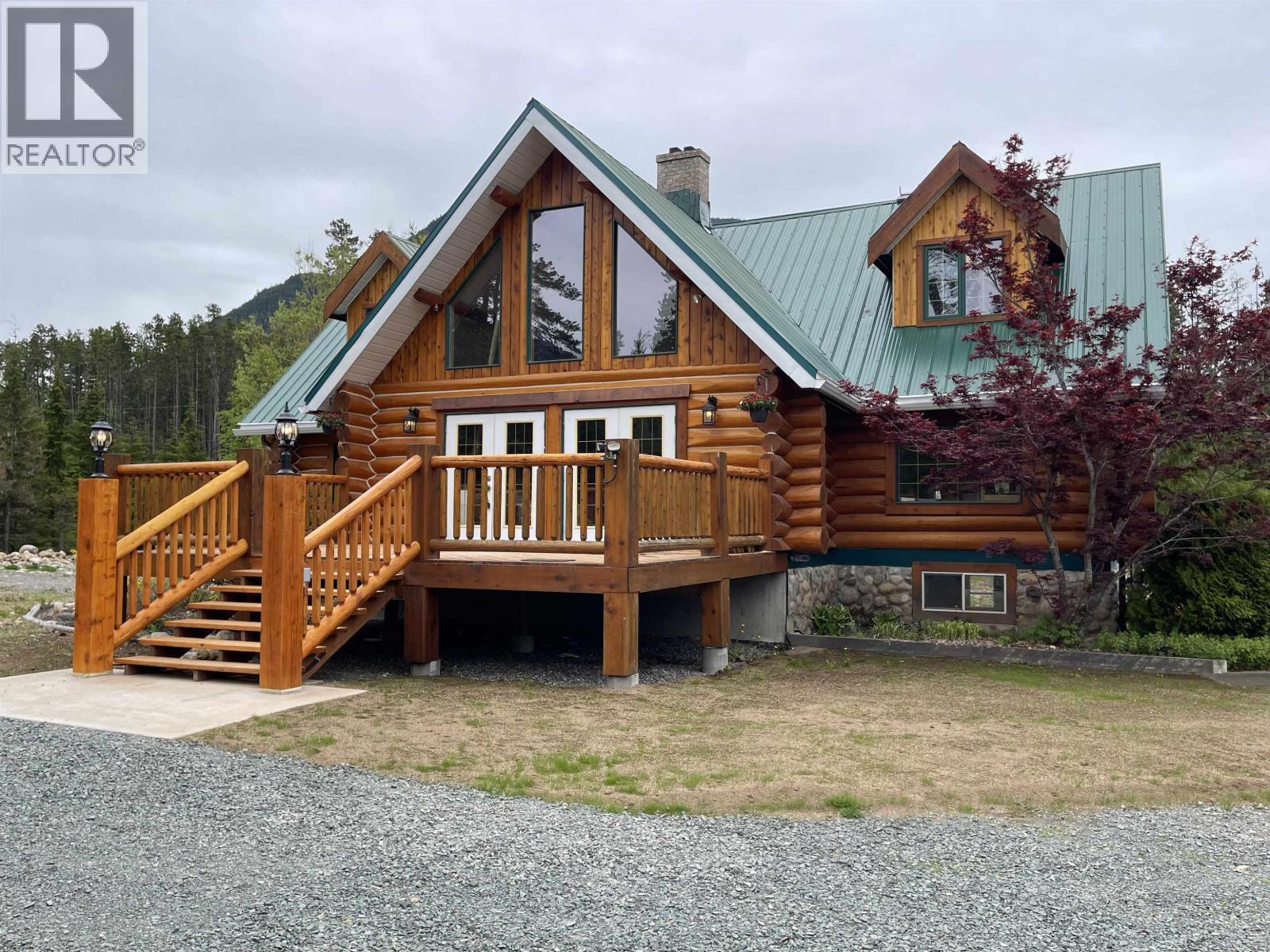 3101 SOLOMON WAY, Terrace, British Columbia