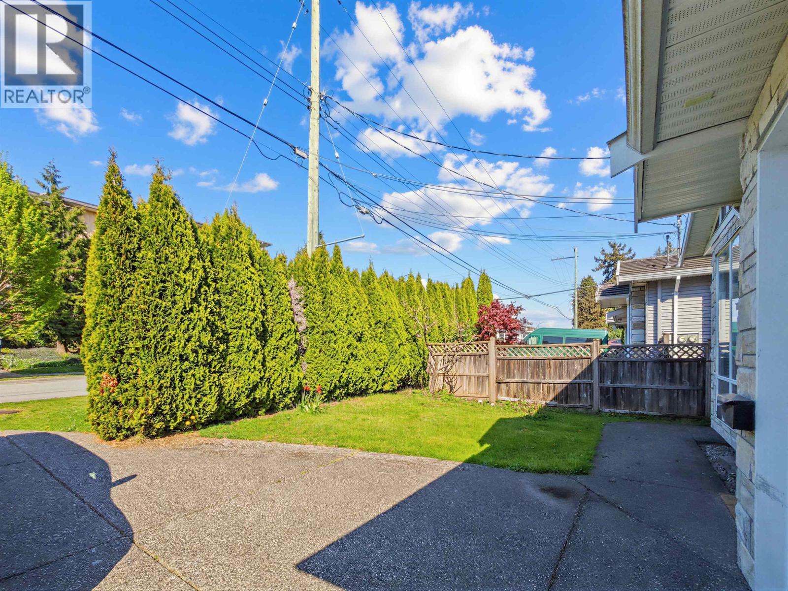 5880 Irmin Street, Burnaby, British Columbia  V5J 1Y9 - Photo 4 - R3115432
