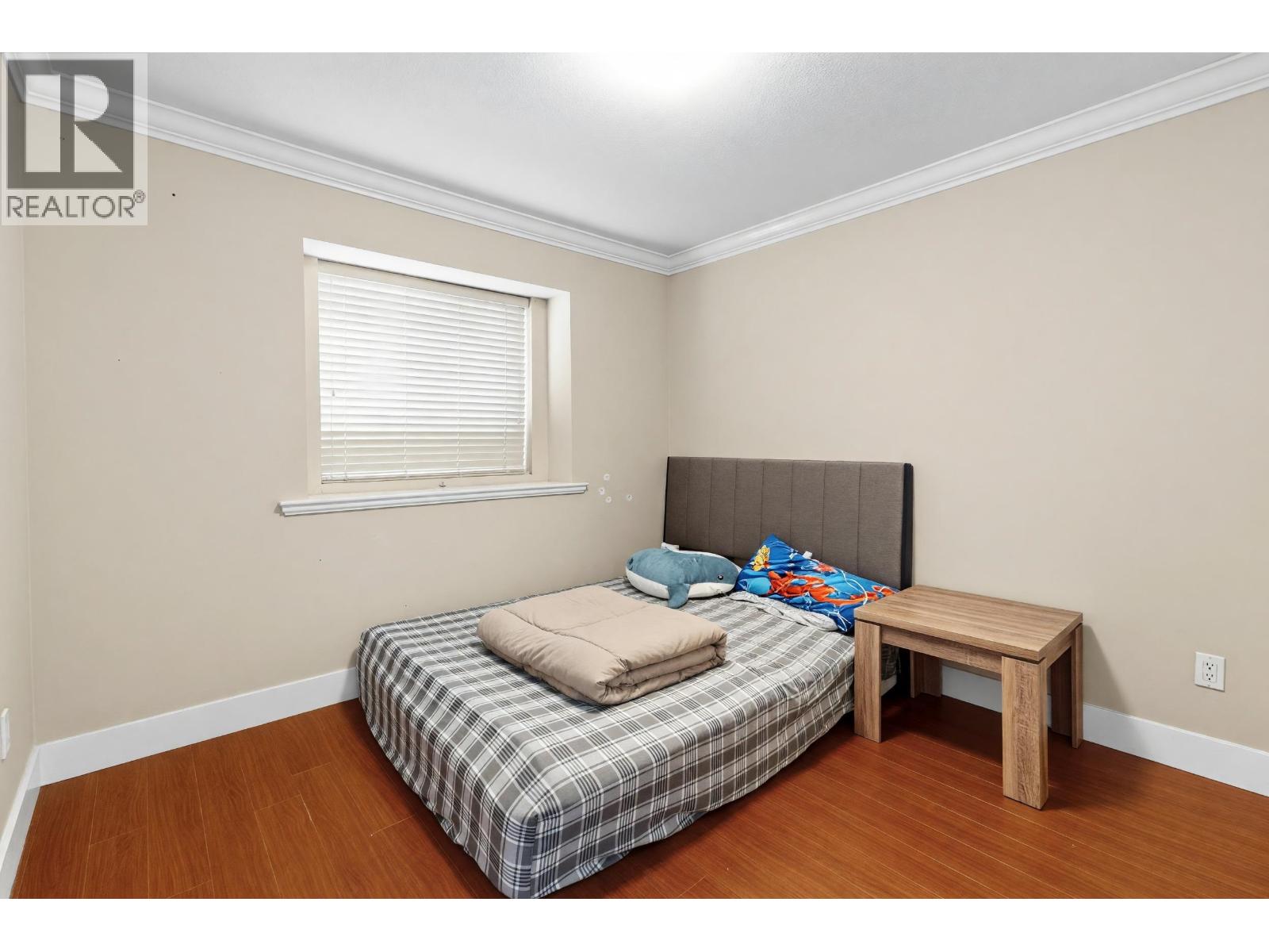 5880 Irmin Street, Burnaby, British Columbia  V5J 1Y9 - Photo 18 - R3115432