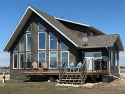 Property: 197 Sugar Point Trail, Lundar, Manitoba