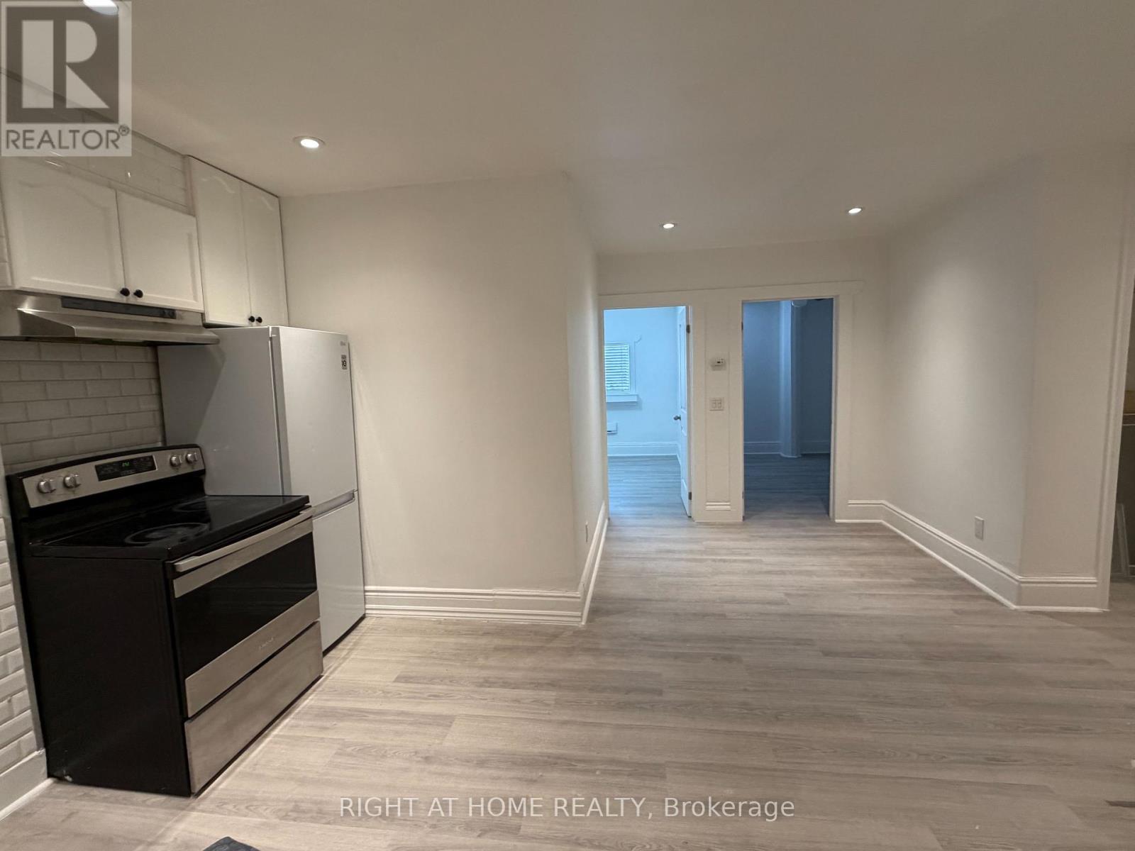 62 Dunlop Street W, Barrie, Ontario  L4N 1A4 - Photo 10 - S13033094