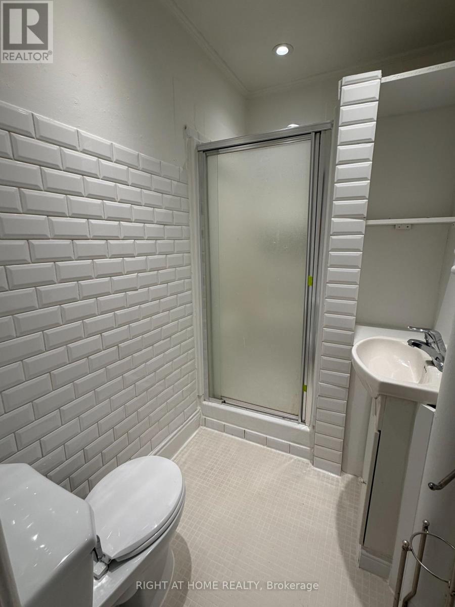 62 Dunlop Street W, Barrie, Ontario  L4N 1A4 - Photo 11 - S13033094