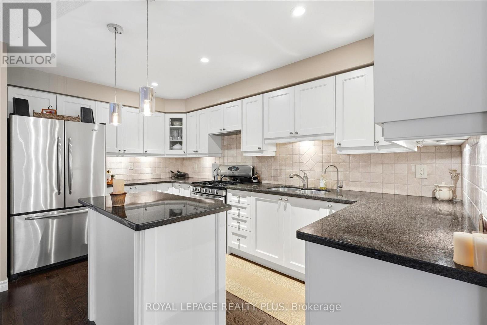 30c - 928 Queen Street W, Mississauga, Ontario  L5H 4K5 - Photo 7 - W13044294