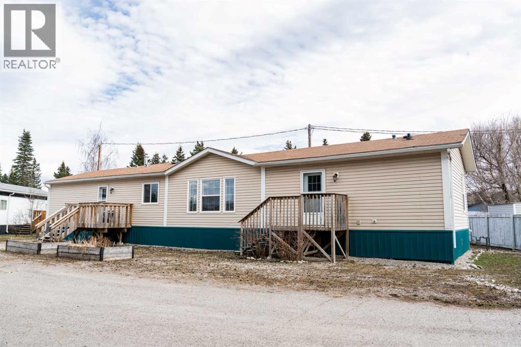 9, 145 East River Road, Hinton, Alberta