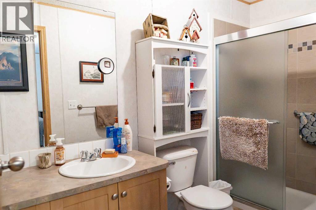 9, 145 East River Road, Hinton, Alberta  T7V 1S2 - Photo 11 - A2304989