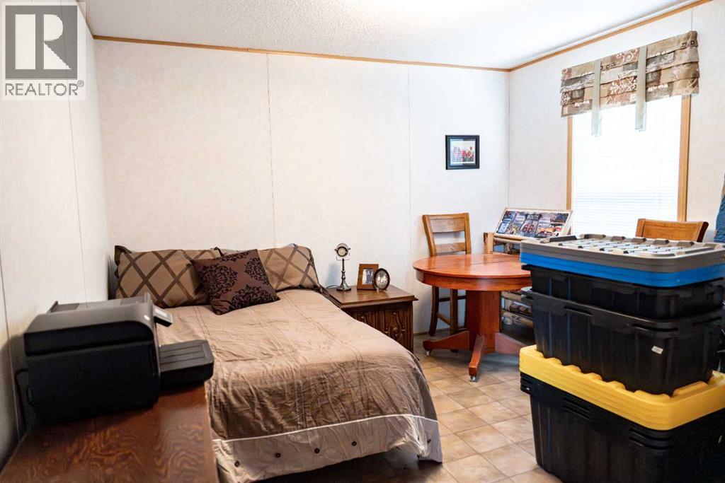 9, 145 East River Road, Hinton, Alberta  T7V 1S2 - Photo 12 - A2304989