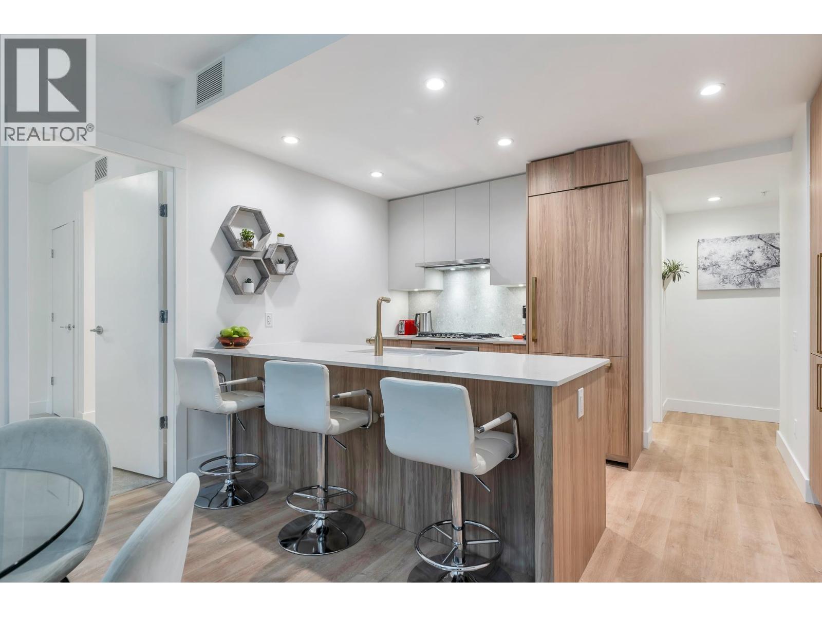 109 2325 Emery Court, North Vancouver, British Columbia  V7J 0E8 - Photo 10 - R3104646