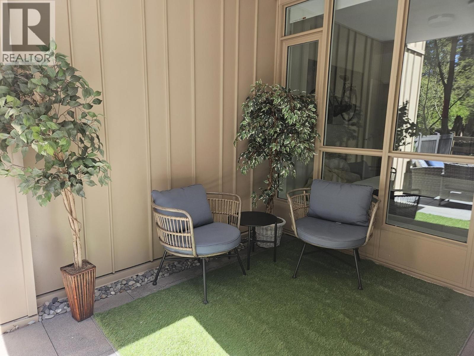 109 2325 Emery Court, North Vancouver, British Columbia  V7J 0E8 - Photo 2 - R3104646