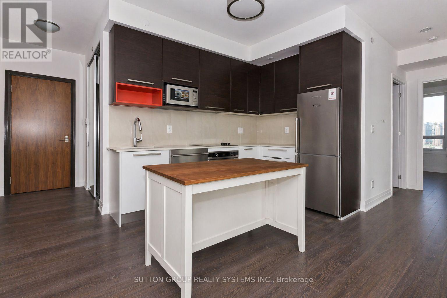 1410 - 36 Park Lawn Road, Toronto, Ontario  M8Y 0C1 - Photo 4 - W12929212