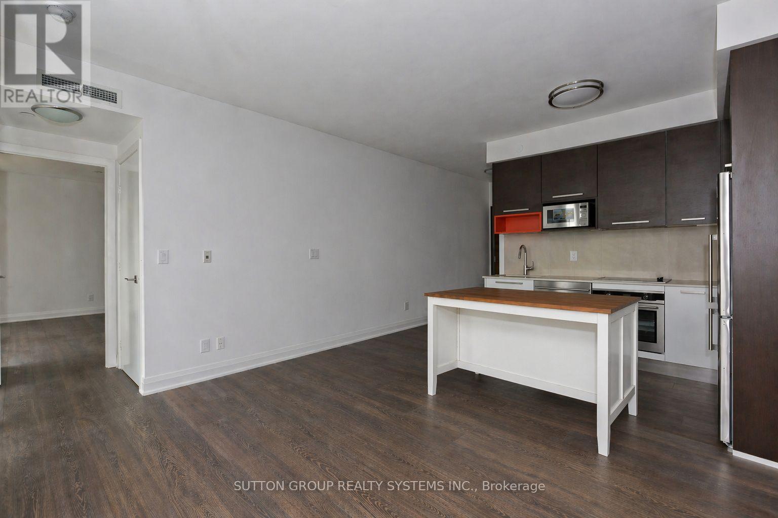 1410 - 36 Park Lawn Road, Toronto, Ontario  M8Y 0C1 - Photo 7 - W12929212